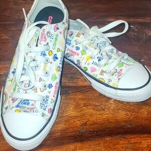 Converse arcade shoes Size 5